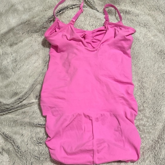 Skims Seamless Sculpt Bodysuit - Picture 5 of 5